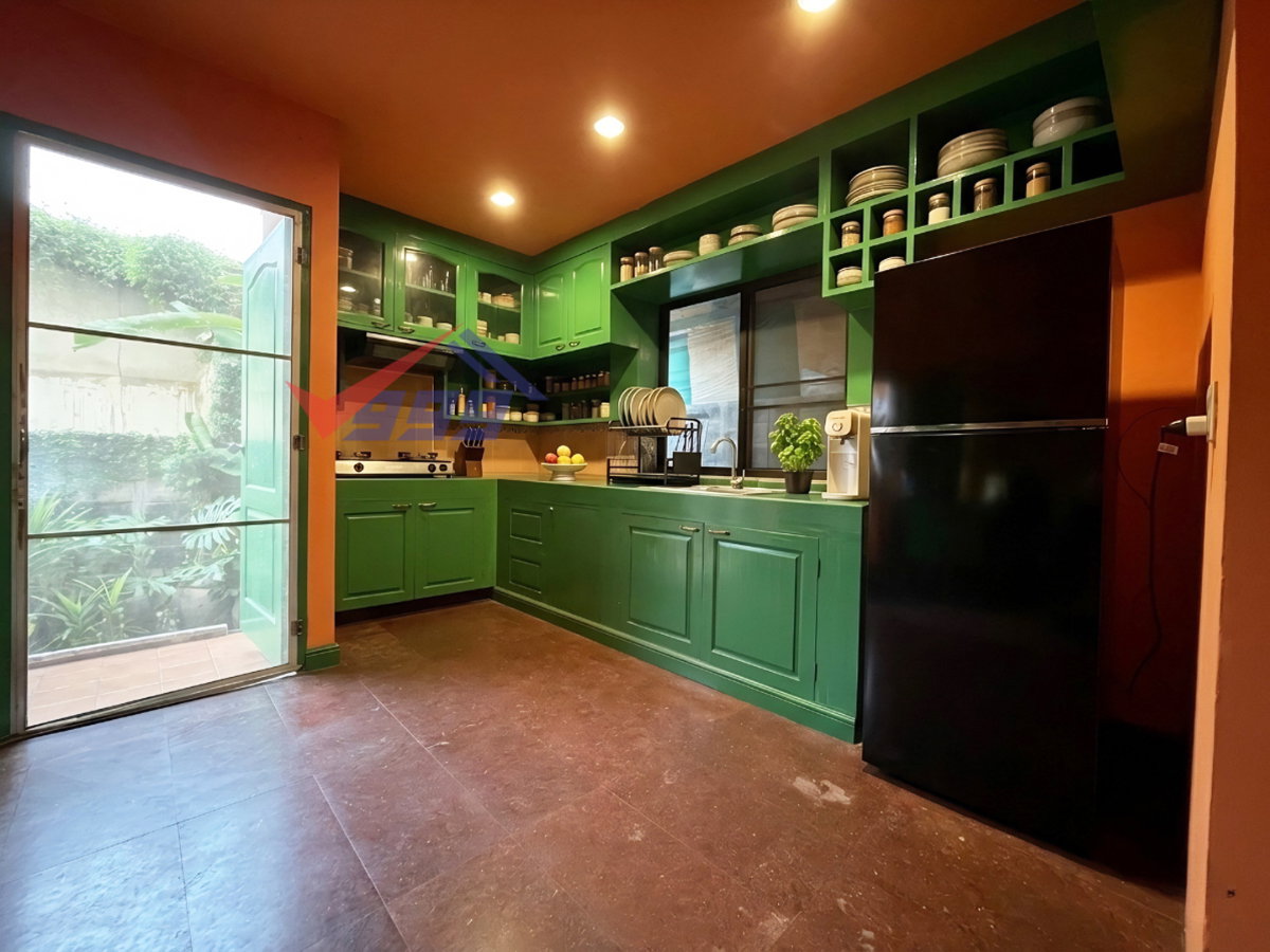 picture 🏙️ House for Sale - Detached House | 4BR 300 sq.m. REF. 016HSRG - 10/31