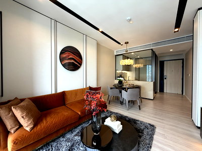 Condos for sale : Smartly Designed 2-Bedroom Residence at The Room Phayathai 65 SQ.M. of practical, comfortable living