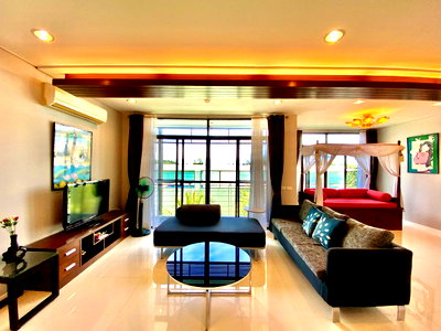 Condos for sale : Massive 202 sqm. Foreign Freehold Condo at Kamala Regent