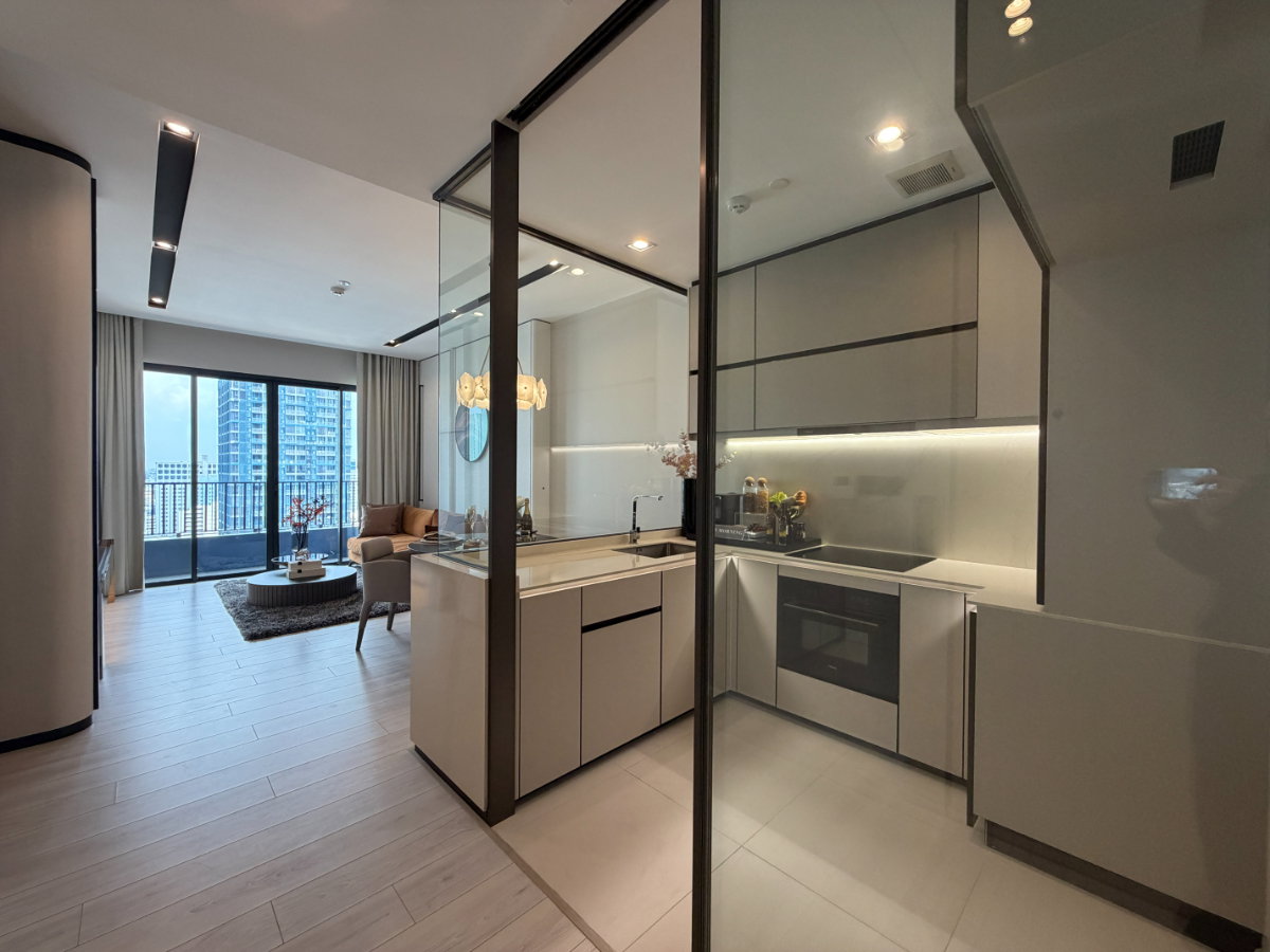 รูป ใช้ชีวิตเหนือระดับ ใจกลางพญาไท The Room Phayathai 2 ห้องนอน 65 ตร.ม. พร้อมมอบความเป็นส่วนตัวและความสะดวกครบครัน - รูปที่ 2/12