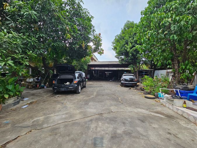 Land for sale, 187 sq wah, Khan Na Yao