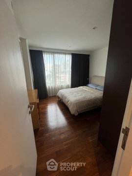 2-BR Condo at Baan Siri Ruedee Condominium near BTS Phloen Chit (ID 2106892)