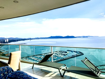 Condos for sale : Mövenpick White Sand Beach Penthouse for Sale Sea View