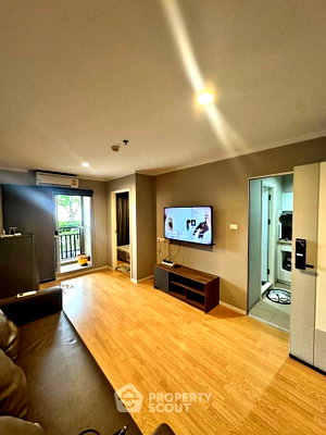 Condos for sale : 1-BR Condo at Lumpini Place Srinakarin-Huamak near ARL Hua Mak (ID 2857466)
