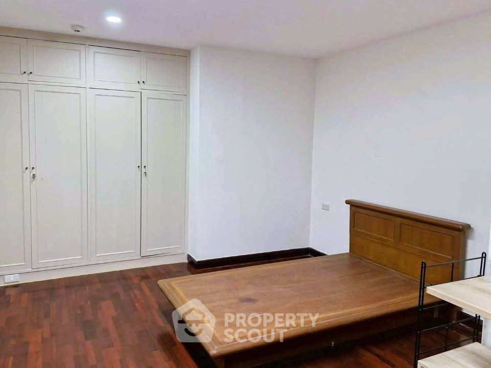 รูป คอนโด 3-ห้องนอน ที่ สุขุมวิท คาซ่า คอนโดมิเนียม ใกล้ BTS อโศก (ID 2702998) - รูปที่ 12/15