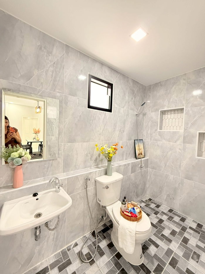 รูป หมู่บ้านพร้อมพัฒน์1  (ซอย7)  รีโนเวทใหม่ พร้อมอยู่ มีห้องนอนชั้นล่างและห้องน้ำในตัว ถนนปัญญาเนเชอรัลปาร์ค ใกล้รถไฟฟ้าสายสีชมพู - รูปที่ 10/21
