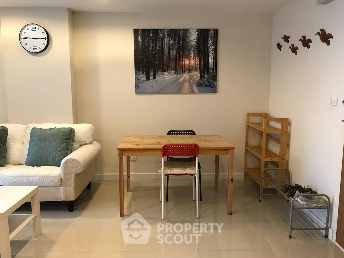 รูป คอนโด 1-ห้องนอน ที่ ซีนิธ เพลส สุขุมวิท 42 คอนโดมิเนียม ใกล้ BTS เอกมัย (ID 57929) - รูปที่ 1/10