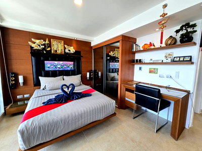 Condos for rent : Studio Condo for Rent Centara Avenue Residences Pattaya