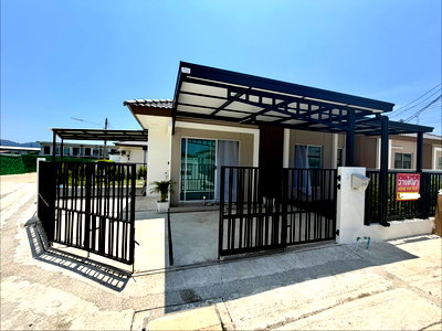 บ้านแฝดให้เช่า : บ้านใหม่หลังมุมให้เช่า เฟอร์ฯครบ