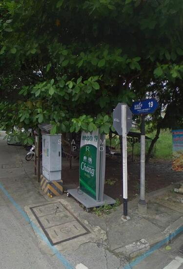 รูป ให้เช่าบ้านซอยแบริ่ง19 มี2แปลง 2โฉนด  มีบ้าน2หลัง  - รูปที่ 2/5
