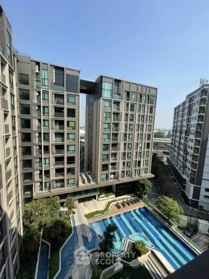 picture 1-BR Condo at Knightsbridge Phaholyothin Interchange in Anusawari (ID 2858368) - 8/15