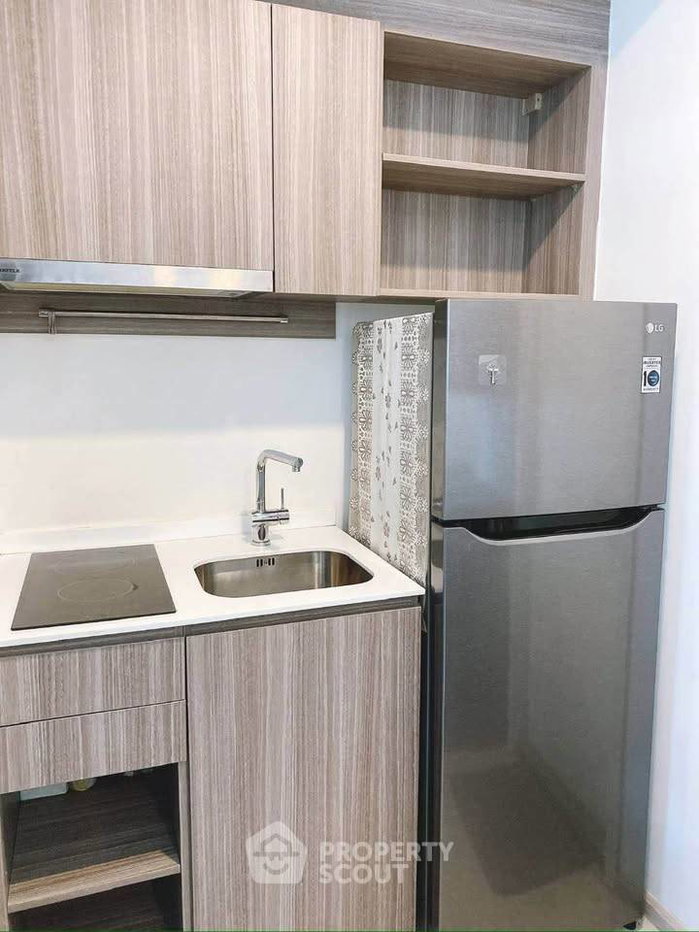 picture 1-BR Condo at Knightsbridge Phaholyothin Interchange in Anusawari (ID 2857579) - 8/17