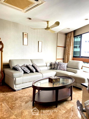 Condos for rent : 3-BR Condo at President Park Condominium near MRT Queen Sirikit National Convention Centre (ID 437020)