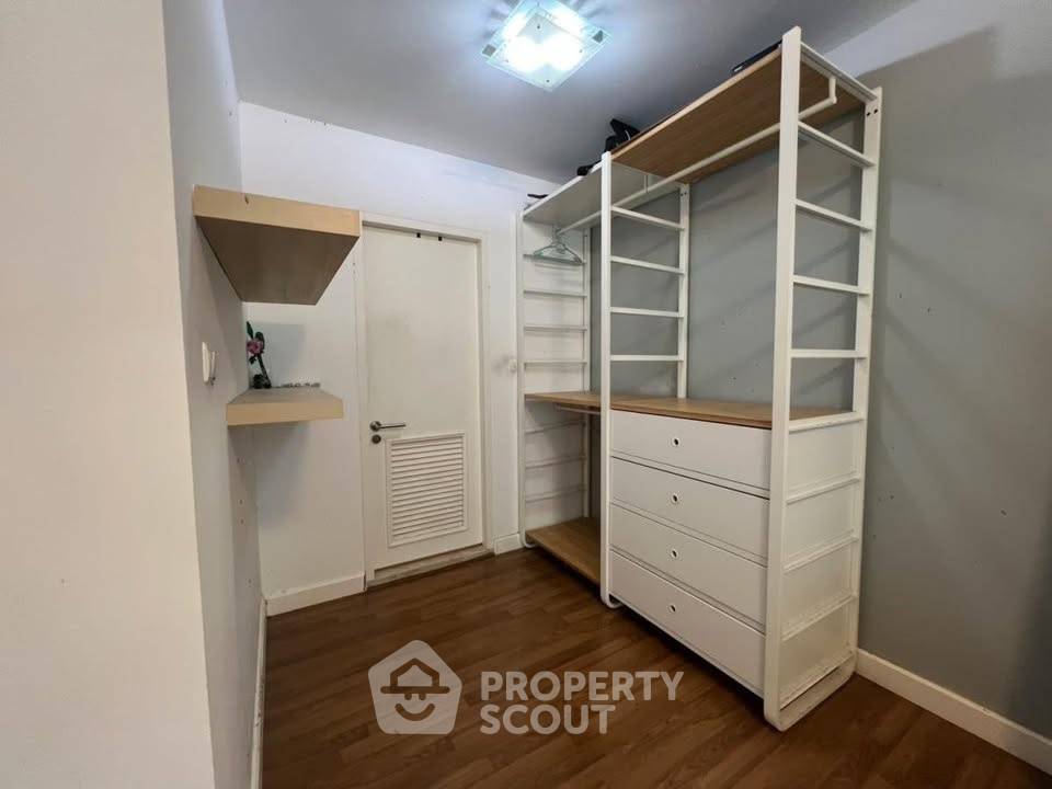 รูป คอนโด 1-ห้องนอน ที่ เดอะ โคลเวอร์ ทองหล่อ เรสซิเดนซ์ ใกล้ BTS ทองหล่อ (ID 2410353) - รูปที่ 8/8