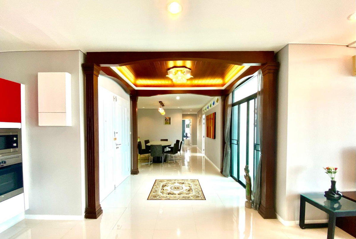 picture Massive 202 sqm. Foreign Freehold Condo at Kamala Regent - 16/21