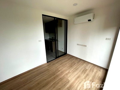 Condos for sale Bangkok : 1 Bedroom Condo for sale at Cybiq Ratchada 32  1891302