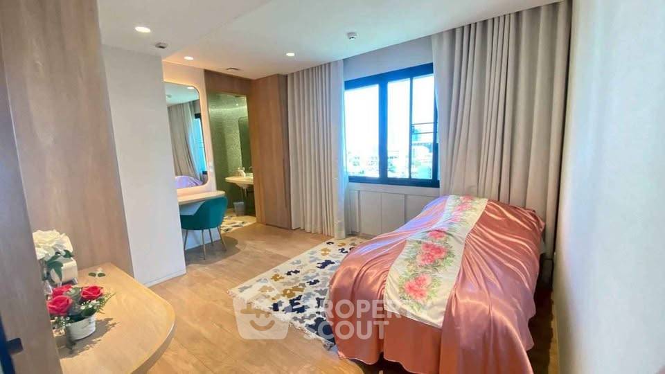 picture 2-BR Condo at Riverine Place in Suan Yai (ID 2856465) - 11/19