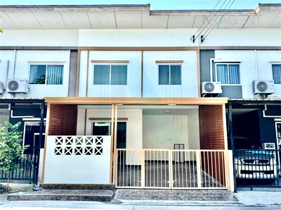 Townhouses for sale Samut Prakarn : For Sell Town house LALIN TOWN LANCEO CRIB BANGNA-SUVARNABHUMI 2-story 3 bedroom 2 bathroom
