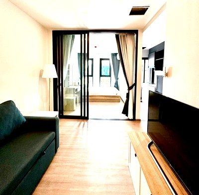 Condos for rent BTS Ratchayothin : Condo for Rent at Aspire Ratchayothin (C6905002)