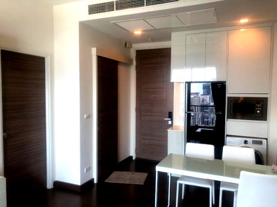 คอนโดให้เช่า : Condo for rent:Unit Available at Q Asoke Line ID: @condobkk(With@)