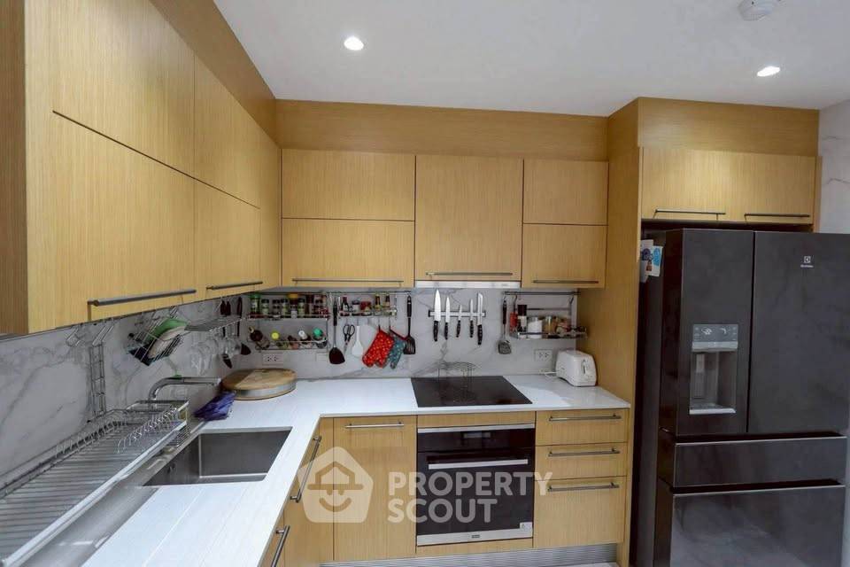 รูป คอนโด 2-ห้องนอน ที่ บ้าน ถนน สารสิน คอนโดมิเนียม ใกล้ BTS ราชดำริ (ID 2855137) - รูปที่ 6/14