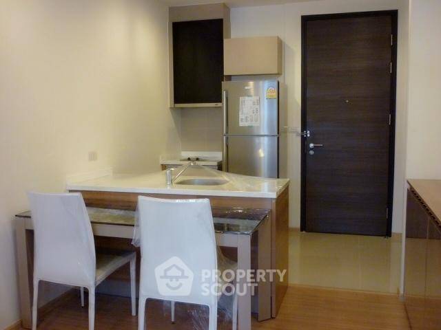 รูป คอนโด 1-ห้องนอน ที่ ริธึ่ม สุขุมวิท 50 ใกล้ BTS อ่อนนุช (ID 510279) - รูปที่ 4/9