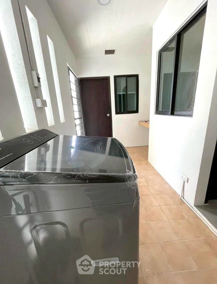รูป คอนโด 3-ห้องนอน ที่ สาธร การ์เด้นส์ ใกล้ MRT สีลม (ID 2858085) - รูปที่ 17/19