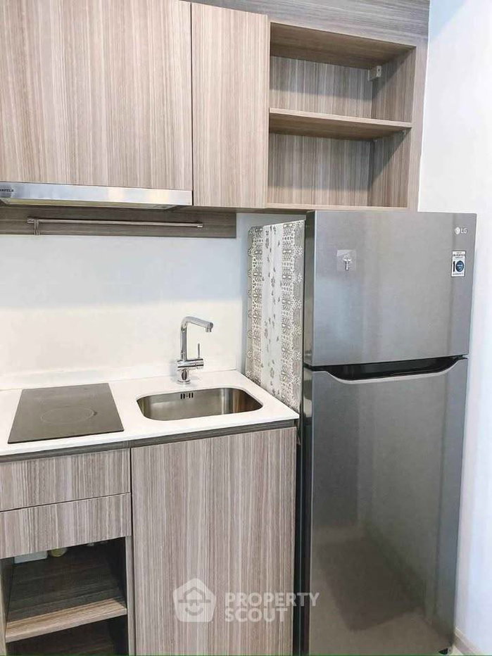picture 1-BR Condo at Knightsbridge Phaholyothin Interchange in Anusawari (ID 2858402) - 8/16