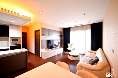 Condos for sale : 💚Ivy Ampio ,Prime Location near MRT Thailand Cultural Centre
