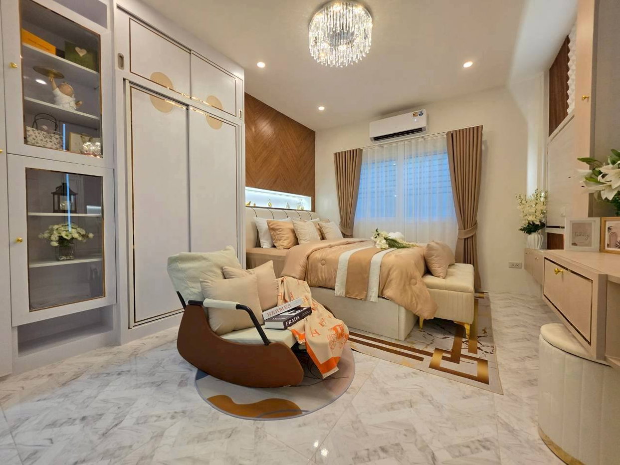 รูป Modern Pool Villa for Sale East Pattaya Noen Plub Wan - รูปที่ 11/19