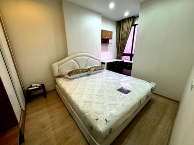 Condos for rent : For rent Ideo Sathorn-Thapra 30sqm, 10Fl (BTS Pho-Nimit) 【Line: Yosita828】