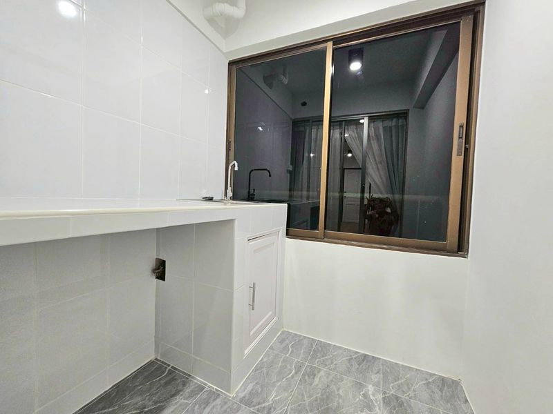 picture Studio One Studio Zone Condo  For Sell - 8/8