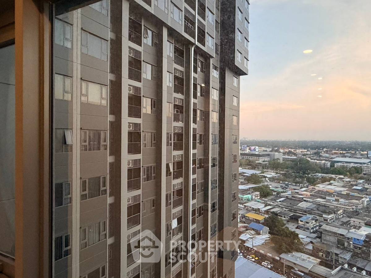รูป คอนโด 1-ห้องนอน ที่ ไลฟ์ พระราม 4 - อโศก ใกล้ MRT ศูนย์การประชุมแห่งชาติสิริกิติ์ (ID 2848405) - รูปที่ 15/17