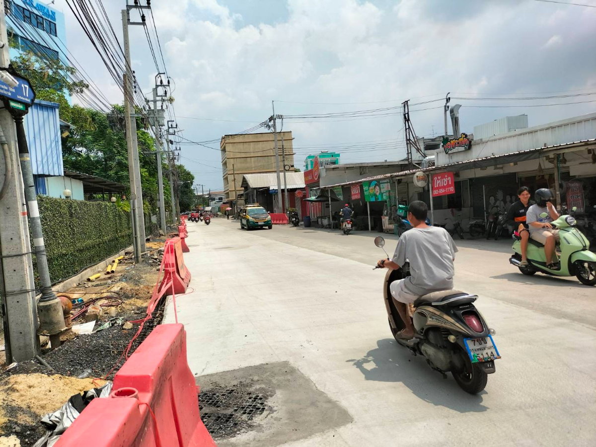 รูป ขาย ที่ดินสำหรับทำการค้า ถ.ประชาอุทิศ ดอนเมือง(หน้าซอยประชาอุทิศ20) 188ตร.ว.  ราคา 18.0ล้านบาท - รูปที่ 7/19