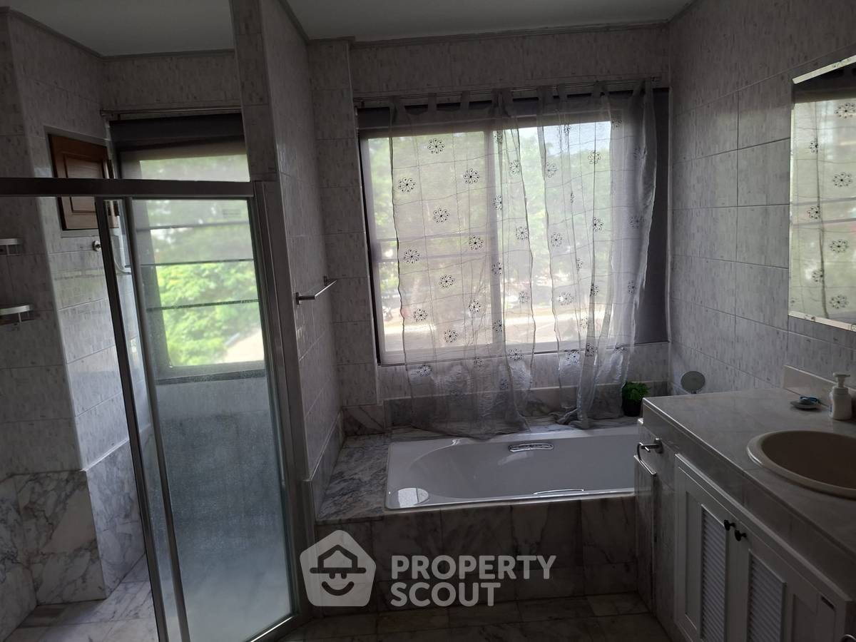 รูป คอนโด 4-ห้องนอน ที่ บ้านสมประสงค์ ใน นาจอมเทียน (ID 2859320) - รูปที่ 18/29