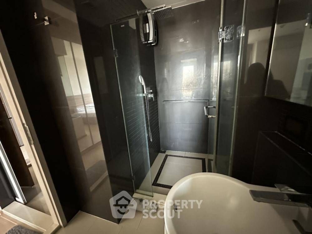 รูป คอนโด 1-ห้องนอน ที่ ริธึ่ม สุขุมวิท 50 ใกล้ BTS อ่อนนุช (ID 2111244) - รูปที่ 9/16