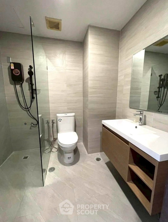 รูป คอนโด 3-ห้องนอน ที่ สาธร การ์เด้นส์ ใกล้ MRT สีลม (ID 2858085) - รูปที่ 11/19