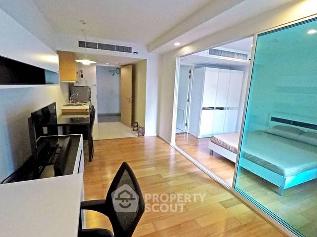 รูป คอนโด 1-ห้องนอน ที่ โฟคัส ออน ศาลาแดง คอนโดมิเนียม ใกล้ MRT สีลม (ID 435591) - รูปที่ 4/6