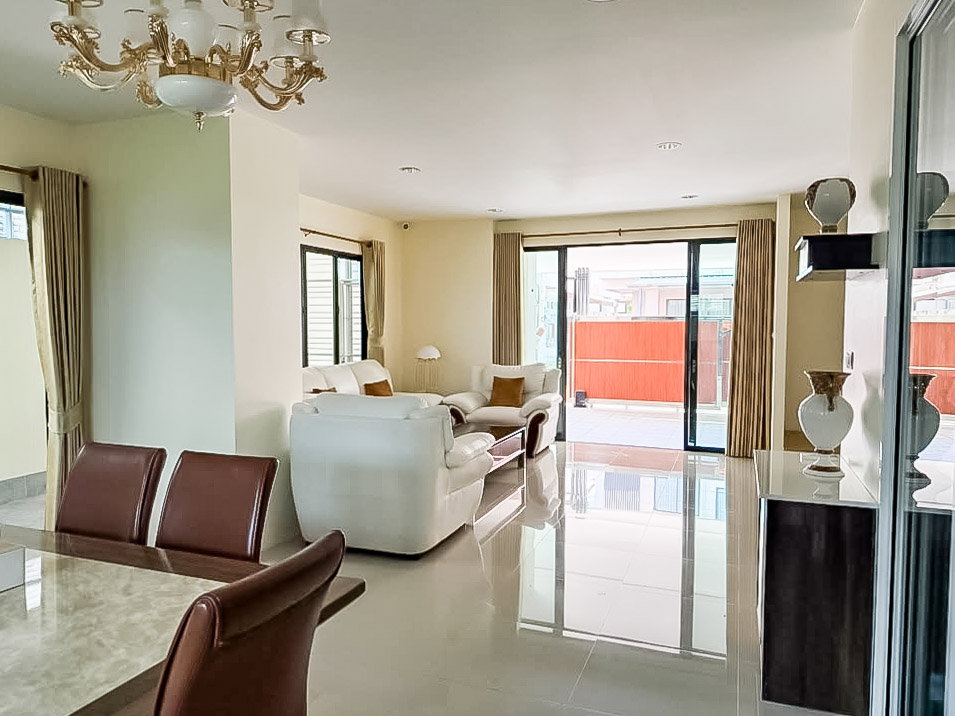 รูป House for Rent East Pattaya Ready to Move In - รูปที่ 4/17
