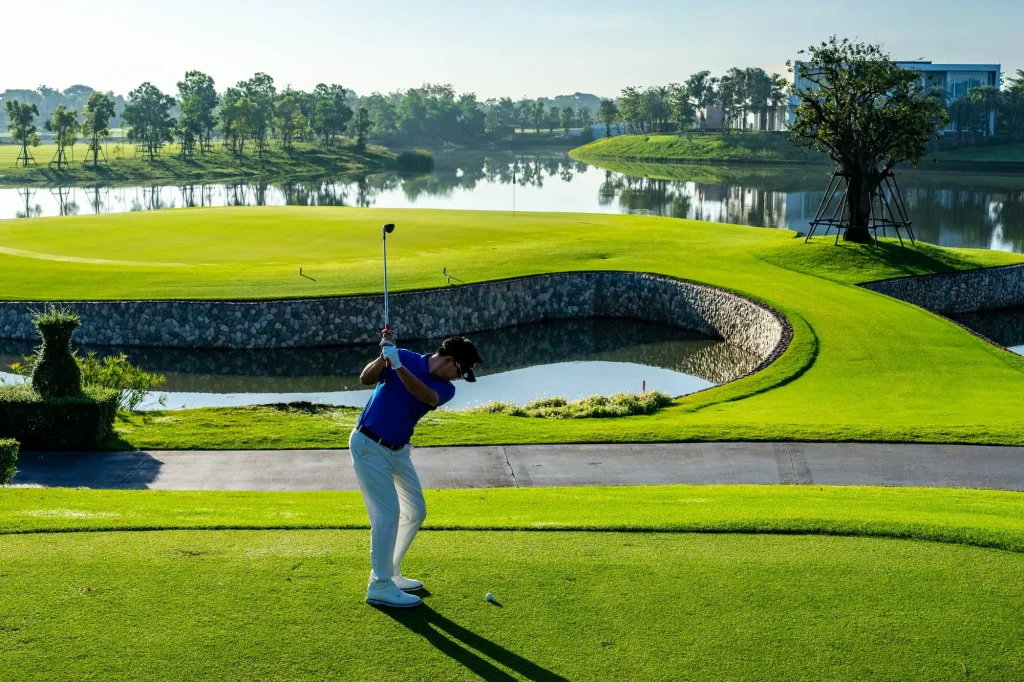 รูป [ให้เช่า] บ้านเดี่ยว เรนวูด ปาร์ค - เซรีโน / ใกล้ Robinwoods GolfClub, KIS International School  - รูปที่ 1/25