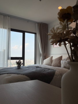 For rent: Regent Home Wutthakat, 180 meters from BTS Wutthakat.