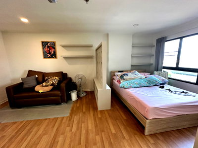 Condos for rent Rama 3 Road : For rent studio room 35 sqm 10 floor 10,000 baht