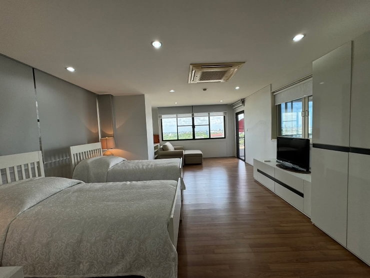รูป 🌟   Riverine Place ( A62) Size 218.43 SQ.M Type 3 Bedroom 3 Bathroom On the 12thFloor Rental 40,000THB. - รูปที่ 5/13