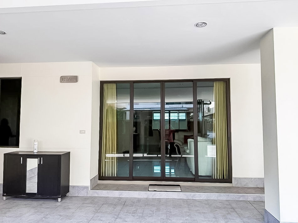 รูป House for Rent East Pattaya Ready to Move In - รูปที่ 16/17