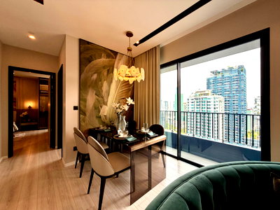 ขายคอนโด : กว้างกว่าที่คิด ใช้ชีวิตได้เต็มพื้นที่ The Room Phayathai ห้องหน้ากว้าง 2 ห้องนอน 70 ตร.ม. ฟรีเฟอร์ฯ พร้อมอยู่