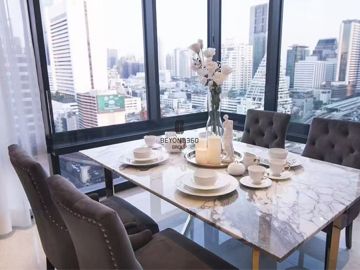 picture Ashton Silom   🌟PN-00005041🌟 - 8/31
