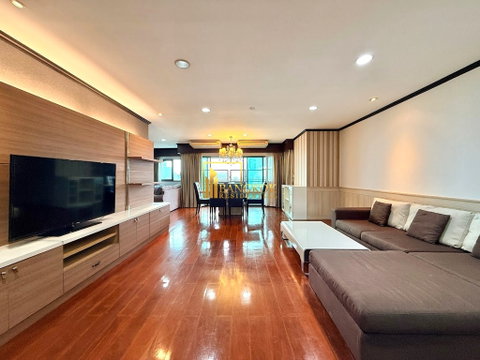 Sathorn Gardens | Spacious 3 Bed Property For Rent in Sathorn - BR5189CD