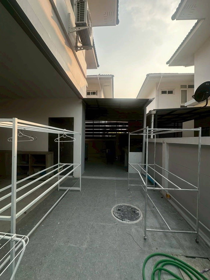 รูป บ้านพร้อมเฟอร์ให้เช่า พร้อมเข้าอยู่ ในโครงการ Lanna Heritage สารภี-เชียงใหม่ (R1107) T.0946511456 - รูปที่ 11/12