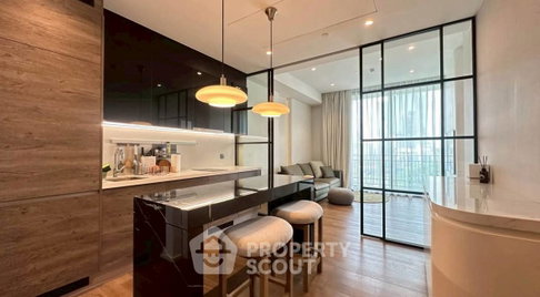 1-BR Condo at Muniq Langsuan near BTS Ratchadamri (ID 2857844)