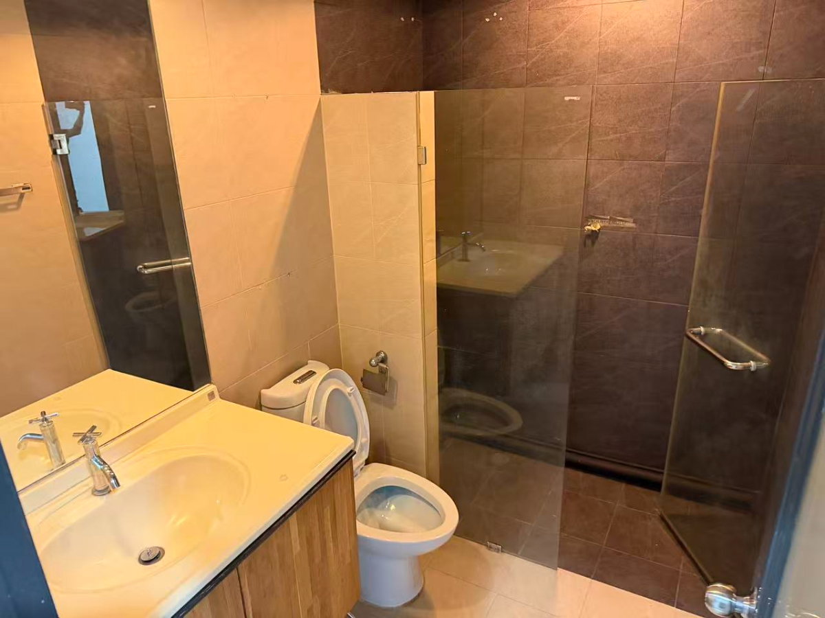 รูป ให้เช่า ออฟฟิศ สำนักงาน 35 ตรม อยู่ด้านล่างคอนโด สามารถทำธุรกิจได้ - รูปที่ 9/11
